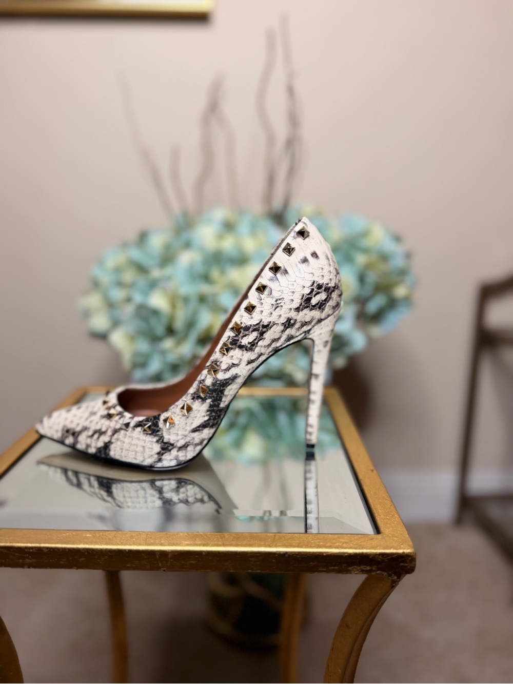 Steve Madden White and Black Snake-Print Studded Stiletto Pump